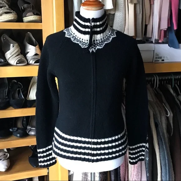 ⭐️BOGO FREE⭐️ GAP timeless zip front cardi wool sweater - Picture 4 of 8